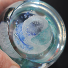 Load image into Gallery viewer, SCOTTISH PAPERWEIGHT: 1992 Caithness Paperweight: RUFFLES by Alistair Macintosh
