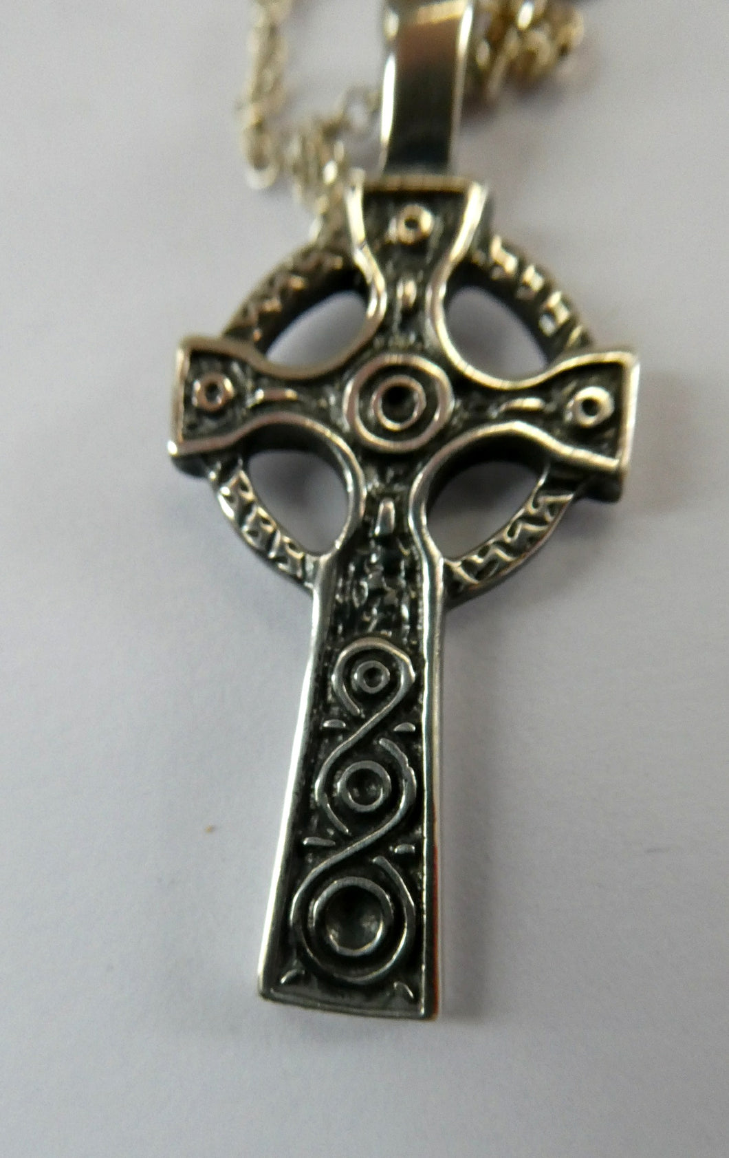 Vintage 1990s Hallmarked Silver Iona Cross Pendant