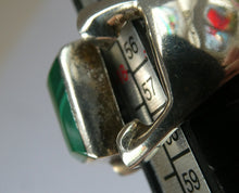Load image into Gallery viewer, Vintage Unusual Shape MEXICAN SILVER Ring with Inset Oblong Green Malachite Stone
