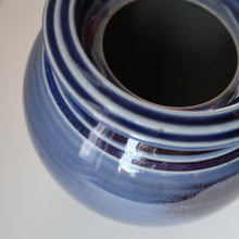 Load image into Gallery viewer, SCOTTISH POTTERY. Studio Pottery Lidded Pot by John Maguire, Perthshire
