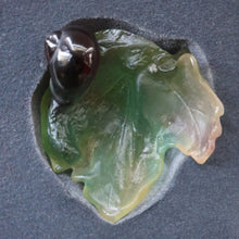 Load image into Gallery viewer, Contemporary DAUM Pate de Verre "Petit Escargot Nature" Dish. Boxed
