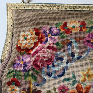 Vintage 1940s British PETIT POINT Beige Tapestry Handbag or Evening Bag with Pink Roses Design. Good Condition
