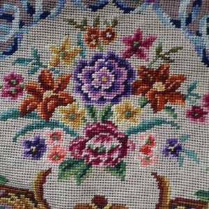 Vintage 1940s British PETIT POINT Beige Tapestry Handbag or Evening Bag with Pink Roses Design. Good Condition