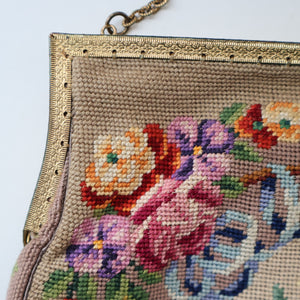Vintage 1940s British PETIT POINT Beige Tapestry Handbag or Evening Bag with Pink Roses Design. Good Condition