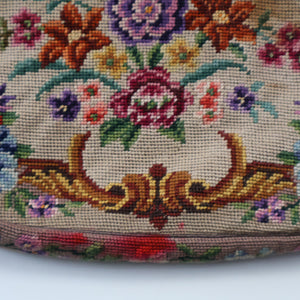 Vintage 1940s British PETIT POINT Beige Tapestry Handbag or Evening Bag with Pink Roses Design. Good Condition