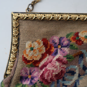 Vintage 1940s British PETIT POINT Beige Tapestry Handbag or Evening Bag with Pink Roses Design. Good Condition