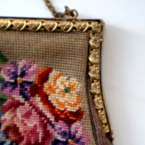 Vintage 1940s British PETIT POINT Beige Tapestry Handbag or Evening Bag with Pink Roses Design. Good Condition