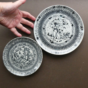 Pair of 1970s Danish Nymolle Bjorn Wiimblad Plates