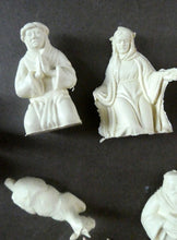 Load image into Gallery viewer, Vintage 1960s Plastic Nativity Scene. Great as Cake Toppers 
