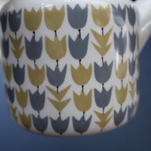 Load image into Gallery viewer, RARE Vintage 1950s MARIANNE WESTMAN Teapot, Milk Jug and Open Sugar Bowl by Rörstrand Sweden. "PARTY" Pattern 
