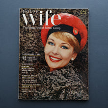Load image into Gallery viewer, VINTAGE UK Women&#39;s Fashion Magazine. HOUSE WIFE. Published March 1962. Good Condition
