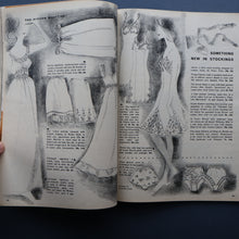 Load image into Gallery viewer, VINTAGE UK Women&#39;s Fashion Magazine. HOUSEWIFE. Published April 1962. Good Condition
