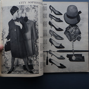 VINTAGE UK Women's Fashion Magazine. HOUSEWIFE. Published April 1962. Good Condition