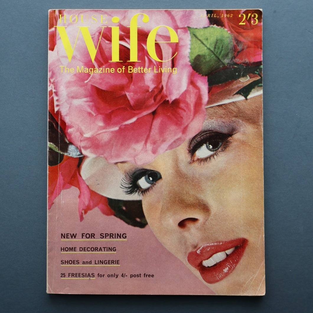 VINTAGE UK Women's Fashion Magazine. HOUSEWIFE. Published April 1962. Good Condition
