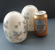 Load image into Gallery viewer, Vintage SINGLE Glass Shade. Opaque White Glass with Transfer Printed WILLOW PATTERN Design
