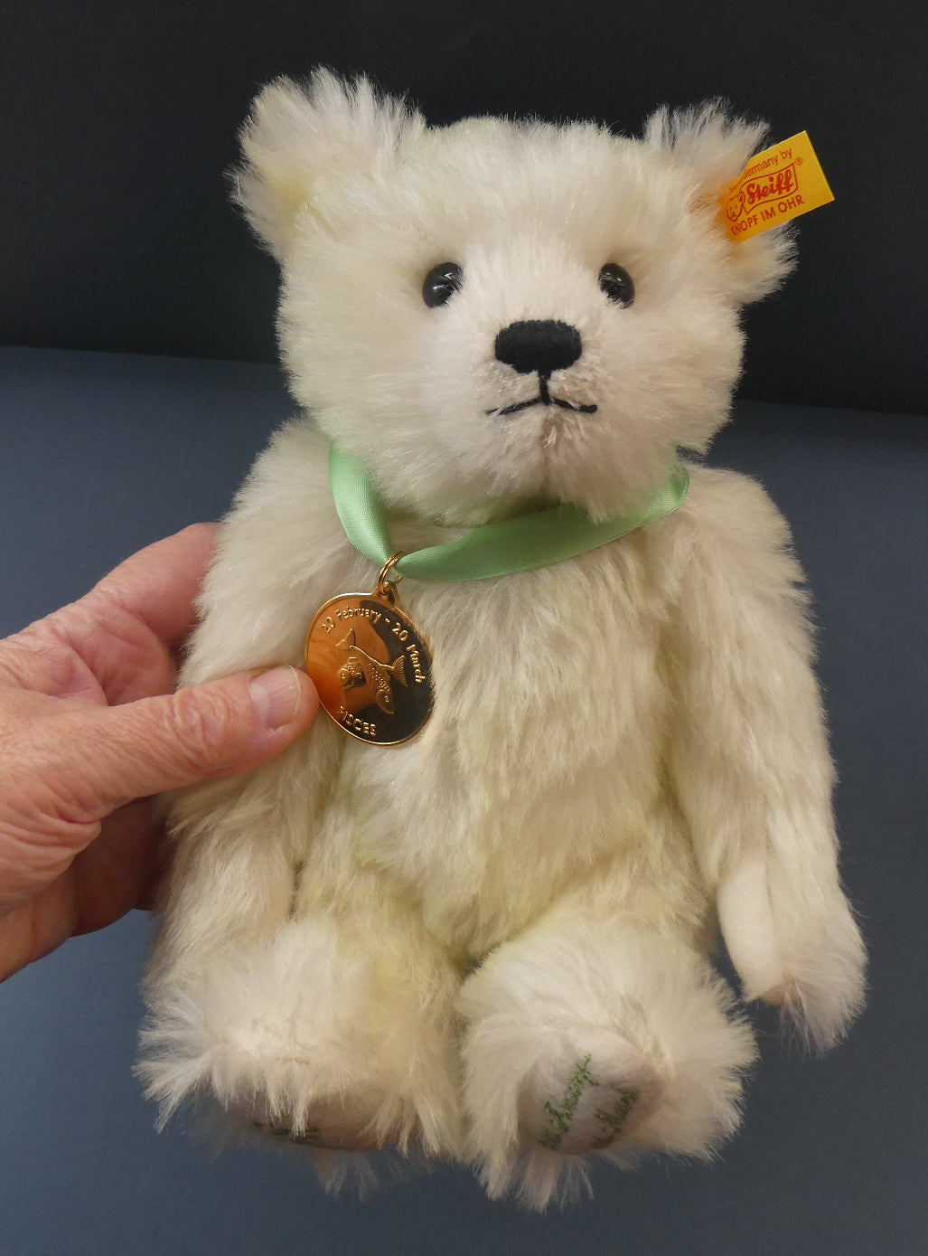 Vintage STEIFF BEAR. Limited Edition PISCES Small White Mohair Teddy B Iconic Edinburgh