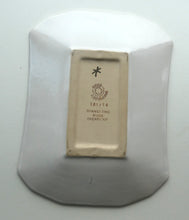 Load image into Gallery viewer, 1950s SUMMERTIME Buchan Stoneware Serving Platter or Dish with Floral Pattern
