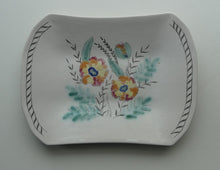Load image into Gallery viewer, 1950s SUMMERTIME Buchan Stoneware Serving Platter or Dish with Floral Pattern
