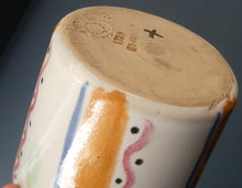Load image into Gallery viewer, Rarer 1950s Buchan Stoneware Plant Pot. Stylish Abstract Pattern
