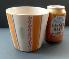 Load image into Gallery viewer, Rarer 1950s Buchan Stoneware Plant Pot. Stylish Abstract Pattern
