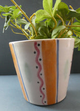 Load image into Gallery viewer, Rarer 1950s Buchan Stoneware Plant Pot. Stylish Abstract Pattern
