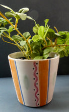 Load image into Gallery viewer, Rarer 1950s Buchan Stoneware Plant Pot. Stylish Abstract Pattern
