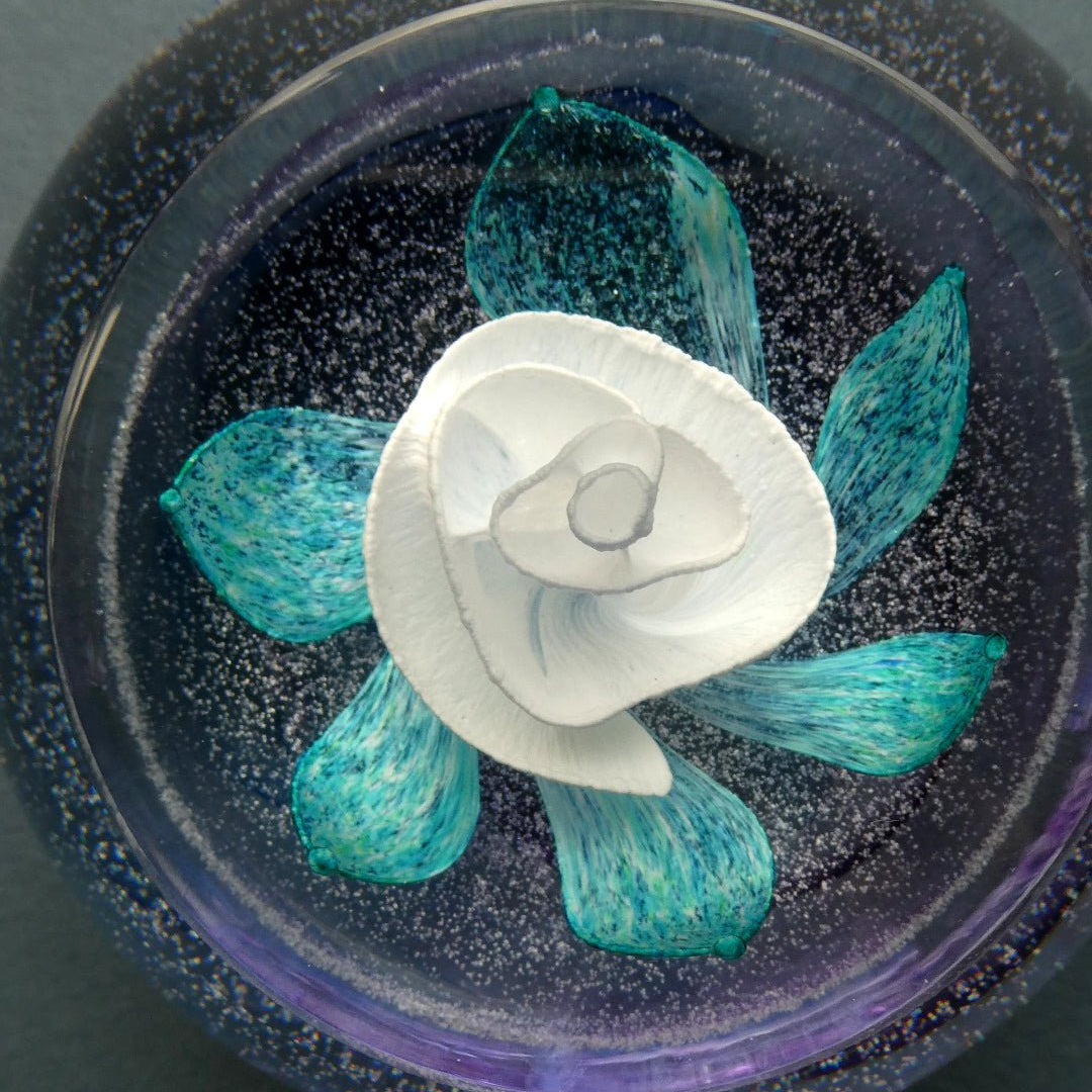 Vintage CAITHNESS Glass Paperweight. White Flower. Magnum Size