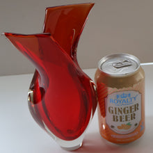 Load image into Gallery viewer, 1960s Murano SOMMERSO Fish Tail Vase. Red Glass Cased with Clear. 8 inches high
