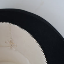 Load image into Gallery viewer, VERY LARGE Vintage TOP HAT / DRESSAGE HAT by “F. DE FRANCISCO, MADRID “.  Good Condition
