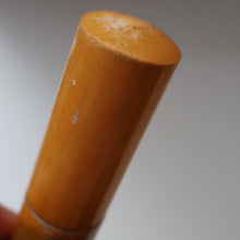 Load image into Gallery viewer, Antique 19th Century MAUCHLINE Ware Cylindrical NEEDLE CASE with image of the Scott Monument, Edinburgh
