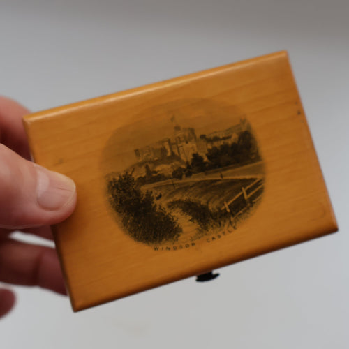 Antique 19th Century MAUCHLINE Ware Box. View of Windsor Castle on the Lid