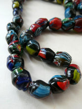 Load image into Gallery viewer, 1920s Antique MORRETTI Venetian Glass Millefiori Bead Necklace. 39 Beads in Total
