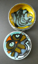 Load image into Gallery viewer, Pair of 1970s Poole Pottery Delphis Dishes. Shallow Bowl and Small Plate
