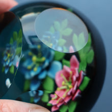 Load image into Gallery viewer, SCOTTISH Limited Edition 1992 Caithness Lampwork Paperweight ROSE GARLAND  by William Manson. Signed to the base 
