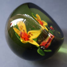 Load image into Gallery viewer, Vintage LIMITED EDITION 1991 Caithness Glass Paperweight. Entitled "Lily and Ladybird" by William Manson

