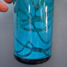 Load image into Gallery viewer, Vintage 1970s MDINA Maltese Glass "Ming Pattern" Slim Bottle Vase. Height 8 3/4 inches
