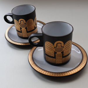 PAIR of 1980s Hornsea MIDAS PATTERN Espresso Cups and Saucers. 22ct Gold on Matt Black