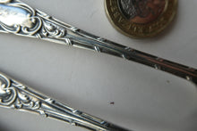 Load image into Gallery viewer, 1901 Edwardian Teaspoons and Silver Sugar Tongs
