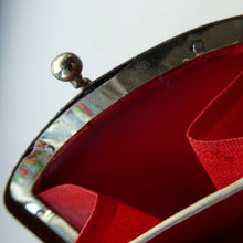 Load image into Gallery viewer, 1930s / 1940s EGYPTIAN Holiday Souvenir. from Alexandria. Mother of Pearl Coin Purse
