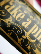 Load image into Gallery viewer, ANTIQUE Snuff Box. Georgian Papier Mache Box with Take a Pinch Mott
