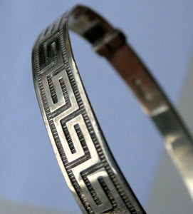Vintage 1970s Hallmarked Silver Bracelet / Bangle with Greek Key Patter. Expanding Fitting