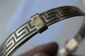 Vintage 1970s Hallmarked Silver Bracelet / Bangle with Greek Key Pattern. Expanding Fitting