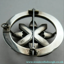 Load image into Gallery viewer, LARGE Antique SCOTTISH VICTORIAN SILVER &amp; Agate Hardstone Brooch or Pin
