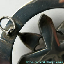 Load image into Gallery viewer, LARGE Antique SCOTTISH VICTORIAN SILVER &amp; Agate Hardstone Brooch or Pin
