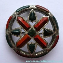 Load image into Gallery viewer, LARGE Antique SCOTTISH VICTORIAN SILVER &amp; Agate Hardstone Brooch or Pin
