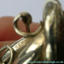 Load image into Gallery viewer, 1880s SCOTTISH SILVER: Victorian Lover's Knot Brooch with Inset Specimen Agates
