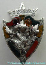 Load image into Gallery viewer, Antique 1901 SILVER BROOCH. Large Shield Brooch with Agates and Overlaid Silver Thistle. Adie Lovekin Ltd
