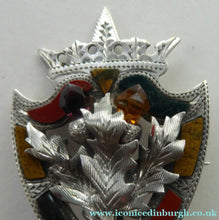Load image into Gallery viewer, Antique 1901 SILVER BROOCH. Large Shield Brooch with Agates and Overlaid Silver Thistle. Adie Lovekin Ltd

