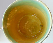 Load image into Gallery viewer, SCOTTISH POTTERY. Rare Margery Clinton Lustre Glaze MUG
