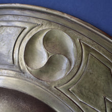 Load image into Gallery viewer, Antique GLASGOW SCHOOL Arts and Crafts Brass Wall Charger with Celtic Knotwork Pattern.  Fine Antique Metalwork
